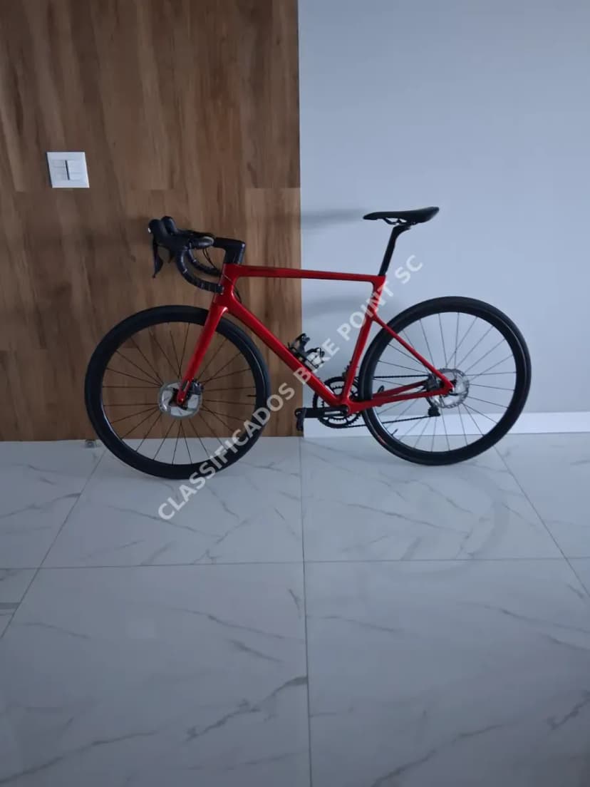 Bicicleta Cannondale Super Six EVO Hi-Mod